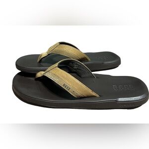 REEF Comfort Cushion Flip Flops Size: M’s 12